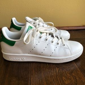 Green and white original Adidas stan smiths